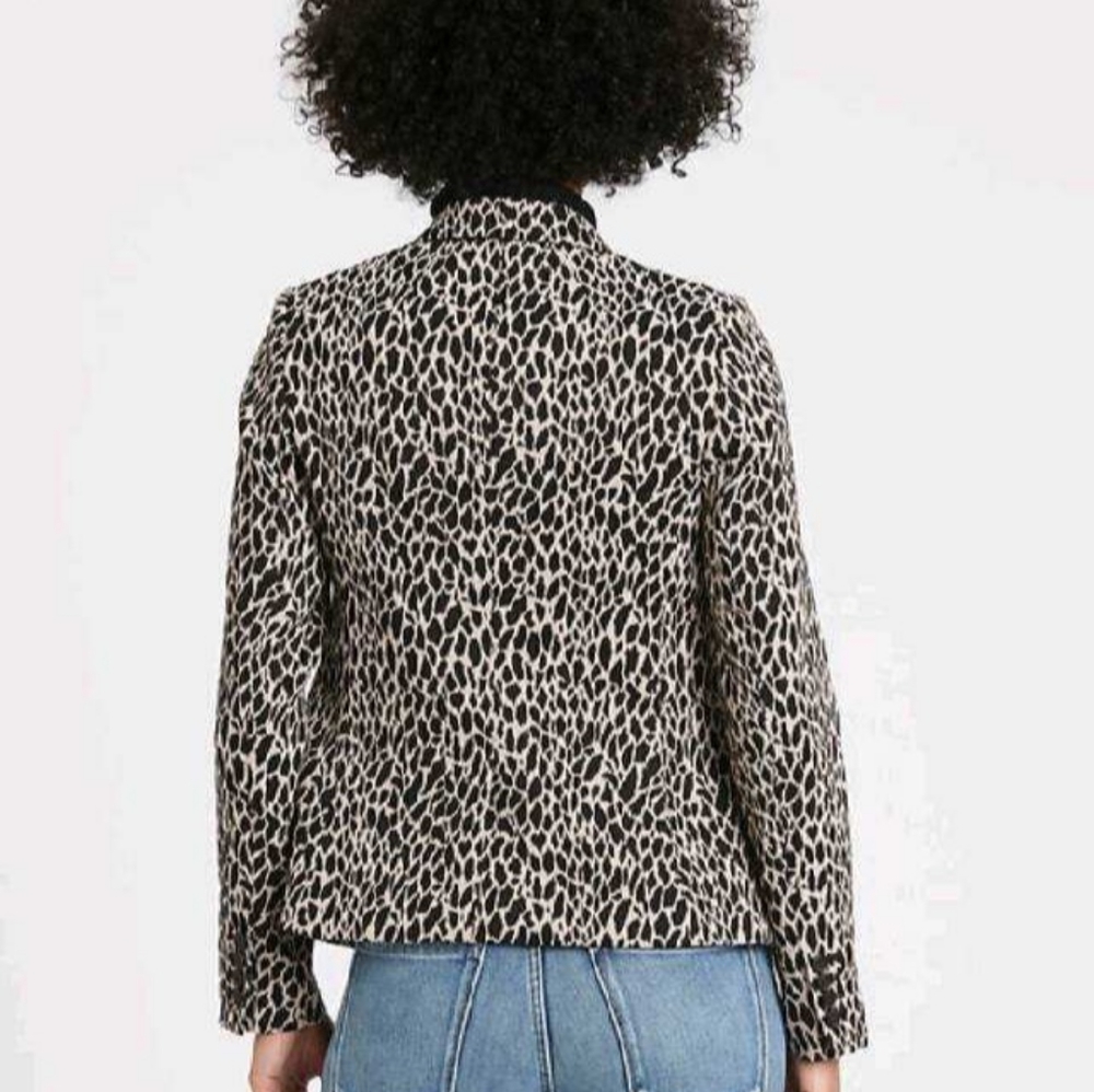 BR Animal Print Blazer - Picture 2 of 6